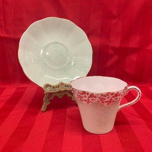 Elizabethan Fine Bone China England Teacup Saucer